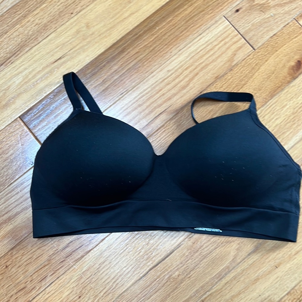 No Boundaries wireless bra *Free with clothing purchase if mentioned in message*